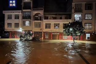 徐静雨吹哈登：他的篮球能力 在场上就是司令的风采 胡子司令